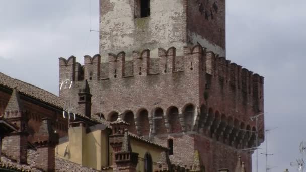 Close Up della Torre del Bramante, Vigevano, PV, Italia — Video Stock