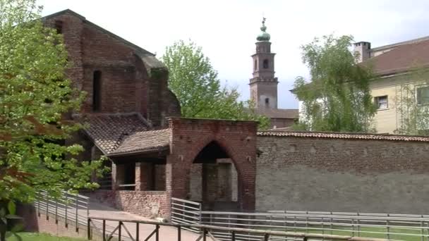 Uniknout cesta, Strada Coperta a Bramante Tower, Vigevano Pv, Itálie — Stock video