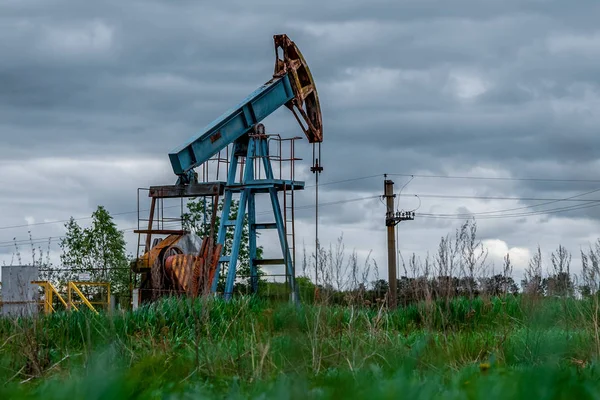 Przemysłu Naftowego Gazowniczego Sylwetka Pompy Oleju Tle Zachodu Słońca Niebo — Zdjęcie stockowe