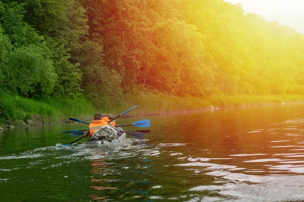 Rafting Rzece Belaya Słoneczny Dzień Chmury Rosja — Zdjęcie stockowe