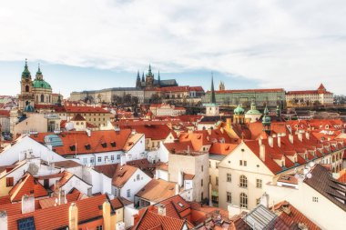 Prague, Çek Cumhuriyeti - Nisan 04: Prag Kalesi ve St. Vitus'ın Katedrali