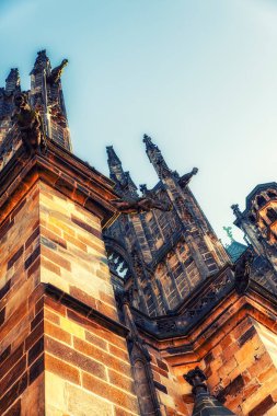 Prague, Çek Cumhuriyeti - Nisan 04: mimari detais Büyükşehir Katedrali Saints Vitus, Wenceslaus ve Adalbert