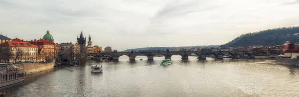 Rio Vltava Ponte Charles Praga — Fotografia de Stock