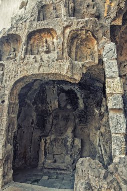 Luoyang, Hernan, Çin-Aralık 25,2017: Bir oyulmuş taş Buda, oyulmuş kaya, Longmen mağarasını ve mağaralar, Luoyang, Henan Eyaleti, Çin