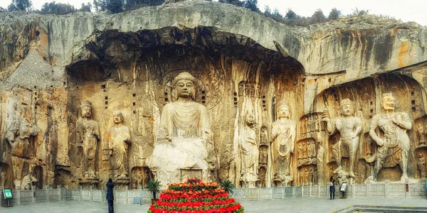 Luoyang Hernan Cina Dicembre 2017 Turisti Visitatori Che Visitano Grotte — Foto Stock