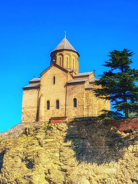 Tbilisi Georgië April 2017 Gevel Van Kerk Van Metekhi Virgin — Stockfoto
