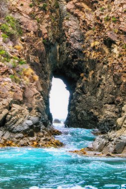 Dikkat çekici mağarada Tasman Yarımadası, Güney Tasmania, Avustralya