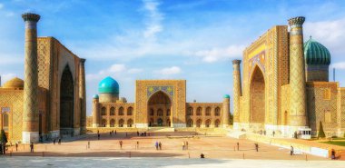 Semerkand, Özbekistan - 13 Ekim 2015: Registan, Semerkant - Özbekistan antik şehir merkezinde