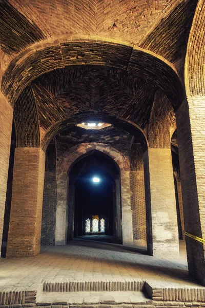 Old Chamber Taj Molk Jameh Mosque Beautiful Interior Brick Pillars — Stock Photo, Image
