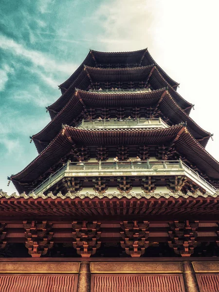 Die Leifeng Pagode Ist Ein Fünf Stockwerke Hoher Turm Mit — Stockfoto