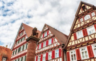 Pazar Meydanı, Tiyatrosu, Kara Orman, Baden-Württemberg, Almanya üzerinde tarihsel yarı ahşap evleri