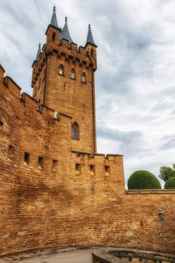 Hohenzollern Kalesi, Alman İmparatorluğu'nun eski kraliyet ailesinin Köşkü, bir kale kule