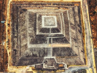 Piramit Güneş'in en büyük yaklaşık 200 inşa edilmiştir inanılan Teotihuacan içinde inşa ediyor Ce ve en büyük Tarihçe.