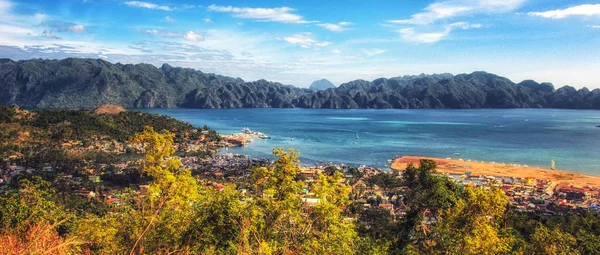 Landscape of tropical island. Coron island. Philippines. — Stock Photo, Image