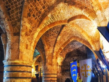Akko Crusader Knights salonları