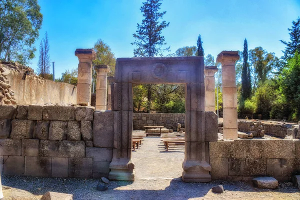 The ruins of the ancient synagogue in Katzrin built in the 4th 5 — Stock Photo, Image
