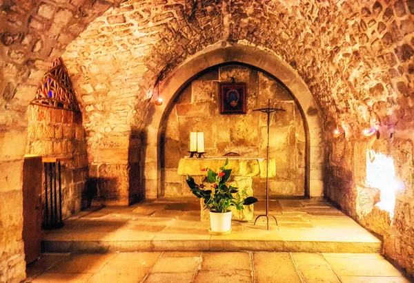 Інтер'єр церкви Гробу гробу, Єрусалим, Ізраїль, — стокове фото