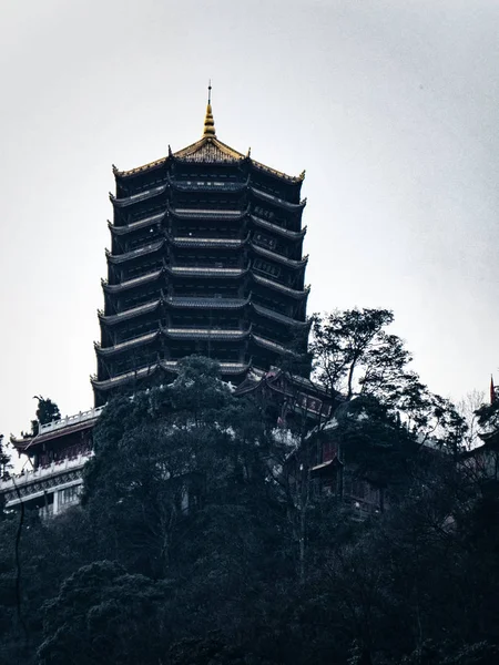 Laojun pavilon - csúcstalálkozó a Mount Qingcheng — Stock Fotó