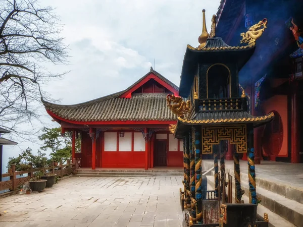Budist tapınağı Chengdu Qingcheng dağ bölgesinde — Stok fotoğraf
