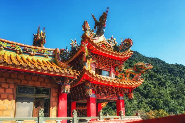 Wulai Fude Tapınağı Tayvan Wulai Şehrinde Bulunan Bir Budist Tapınağıdır — Stok fotoğraf