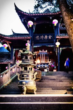 Budist tapınağı Chengdu Qingcheng dağ bölgesinde