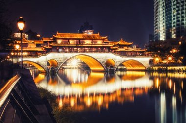 Chengdu, Çin jin Nehri üzerinde
