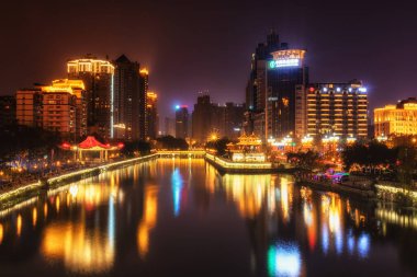 Chengdu, Çin jin Nehri üzerinde