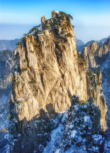 중국 안후이성 황산 산악 경관 — 스톡 사진