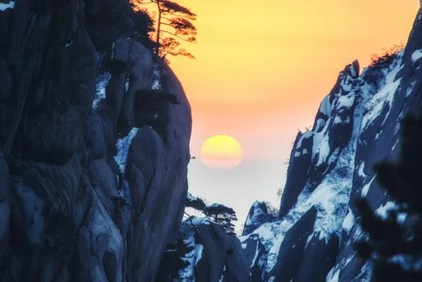 황산 산의 일몰 — 스톡 사진