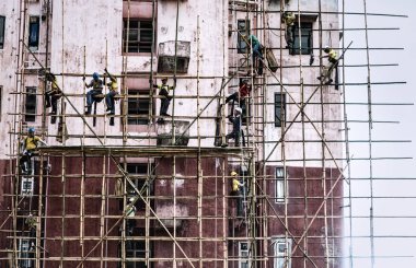 hong kong bambu ile bir iskele bina