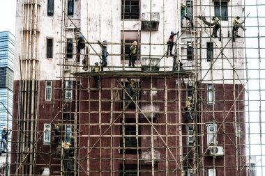 hong kong bambu ile bir iskele bina