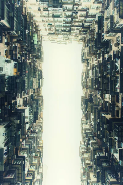 Immeubles surpeuplés à Hong Kong — Photo