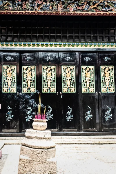 Detalj av pak tai tempel. Cheung chau. Hong kong. — Stockfoto