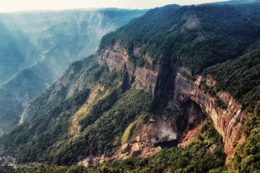 Nohkalikai Şelalesi