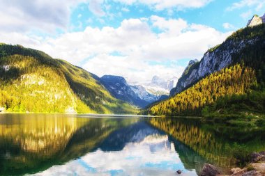 Vorderer Gosausee, Gosau Gölü, Dachstein Dağları, Avusturya