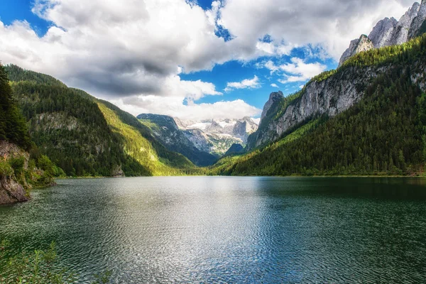 Sonnige Idyllische Bunte Sommer Alpenblick Der Vorderer Gosausee Ist Ein — Stockfoto