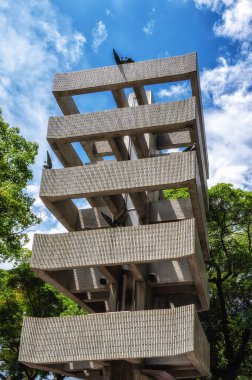 Japonya Hiroşima Barış Parkı Hiroşima Barış Parkı 'ndaki Hareketli Öğrenciler Anıtı