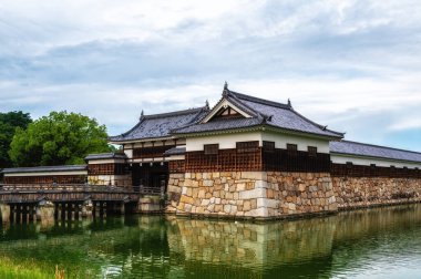 Hiroşima Kalesi, Japonya 'nın Hiroşima şehrinde bir şatodur ve Hiroşima' nın daimyolarının evidir..