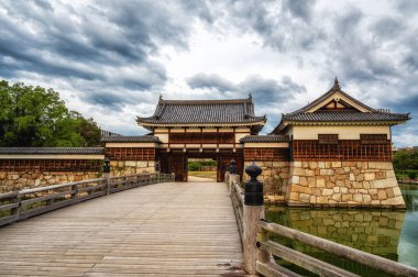 Hiroşima Kalesi, Japonya 'nın Hiroşima şehrinde bir şatodur ve Hiroşima' nın daimyolarının evidir..