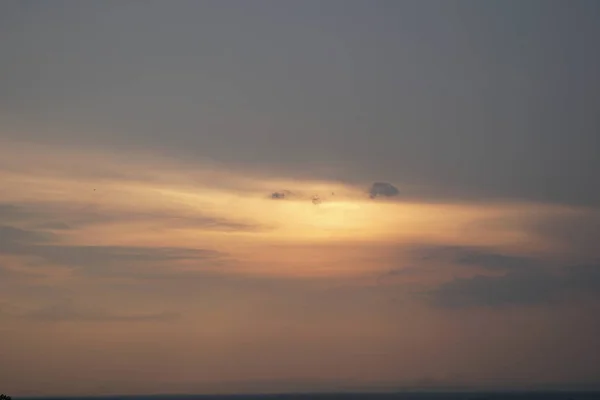 五颜六色的日落在海与拷贝空间 — 图库照片