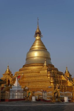 antik tapınak görünümü, seyahat konsepti 