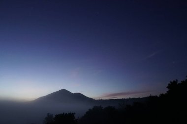 renkli gündoğumu ile doğa manzara