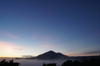 renkli gündoğumu ile doğa manzara