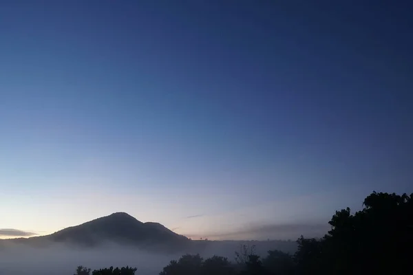 Natuur Landschap Met Kleurrijke Zonsopgang — Stockfoto