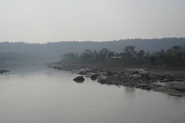 Природний Пейзаж Річкою Вдень — стокове фото
