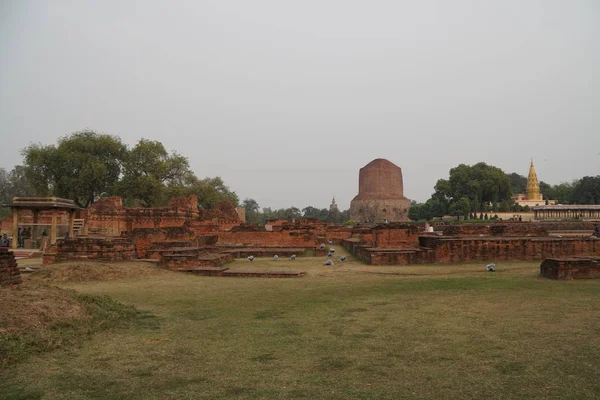 Buddyjskie Starożytne Ruiny Sanktuarium Koncepcja Podróżowania — Zdjęcie stockowe