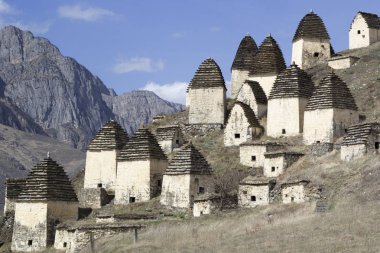 Dargavs, Kuzey Osetya, Rusya. Ölüler şehri 