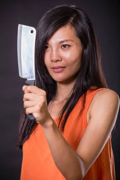 Ásia Femme Fatale Com Cutping Faca — Fotografia de Stock