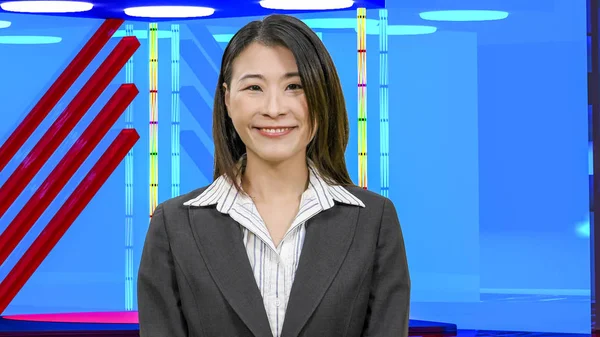 가상 TV 스튜디오에서 여성 아시아 뉴스 앵커우먼, 원래 의 — 스톡 사진