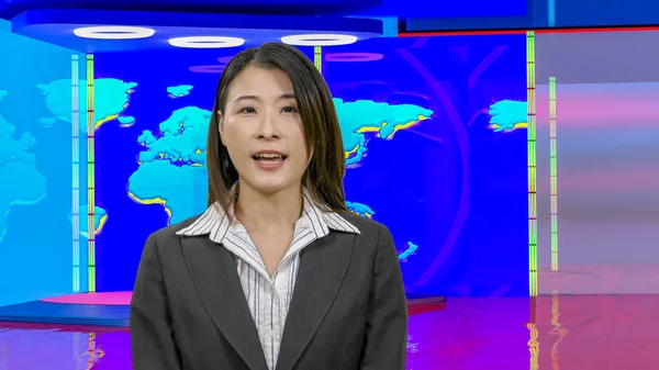 Femmina Asian News conduttrice in studio TV virtuale, originale des Immagine Stock